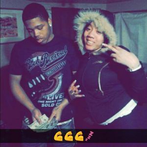 Meet your Posher, Esha itsanewme